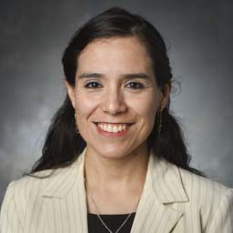 Headshot of Laura Cabrera